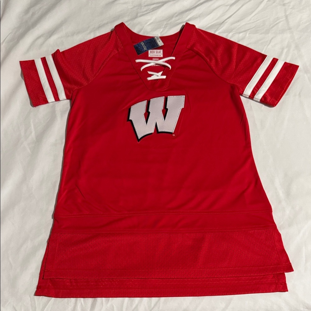 Wisconsin Badgers Women’s Small T-Shirt Jersey Brand New with Tags